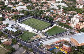 Estadio La Huerta, sede del partido entre Sportivo Trinidense y Cerro Porteño.