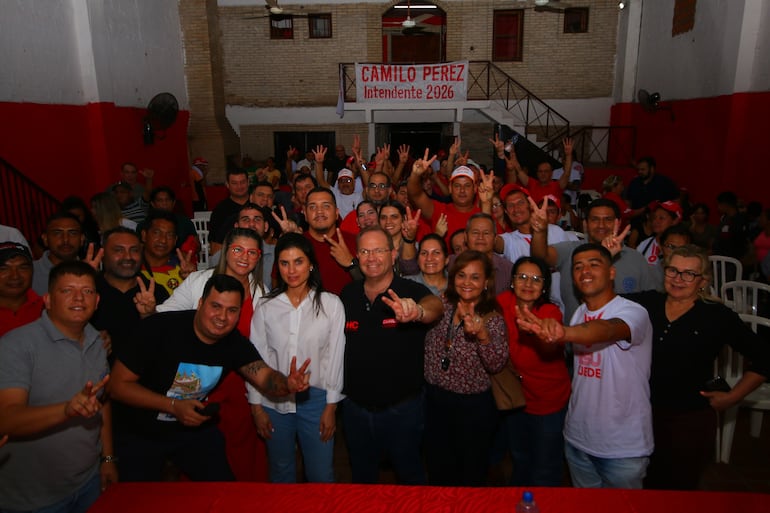 Reunión con sindicalistas de la Municipalidad de Asunción en la seccional N° 35.