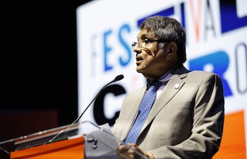 El escritor Sergio Ramírez en la apertura del festival literario Centroamérica Cuenta, que se realizó ayer en la Ciudad de Panamá.