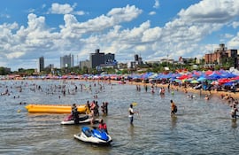 Verano en Encarnación: miles de personas optan por la “Perla del Paraguay” en temporada alta