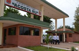 El Liceo Militar Acosta Ñu, en la ciudad de Ypané, es utilizado por cuidadanos que necesitan cumplir la cuarentena.
