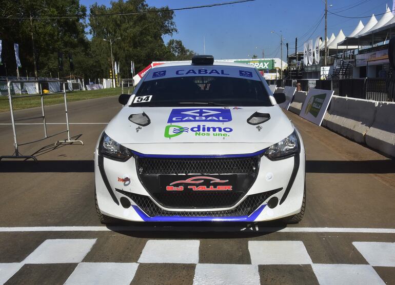 César y Jorge Cruz estarán con el Peugeot 208 Rally4 buscando la pole en la general F2.