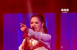 Nathalie Aponte sigue en competencia y se acerca a la final de La Voz Argentina 2025.