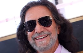 Marco Antonio Solís recordó feliz que hace 15 años recibió su primera estrella en el Paseo de la Fama en Hollywood, California. (VALERIE MACON / AFP)