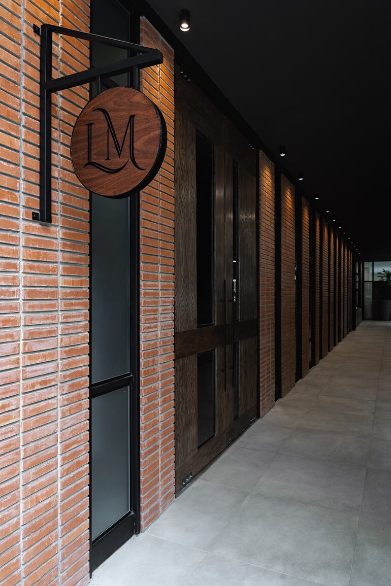 La María rinde tributo a las mujeres que alimentaron generaciones con amor y tradición.