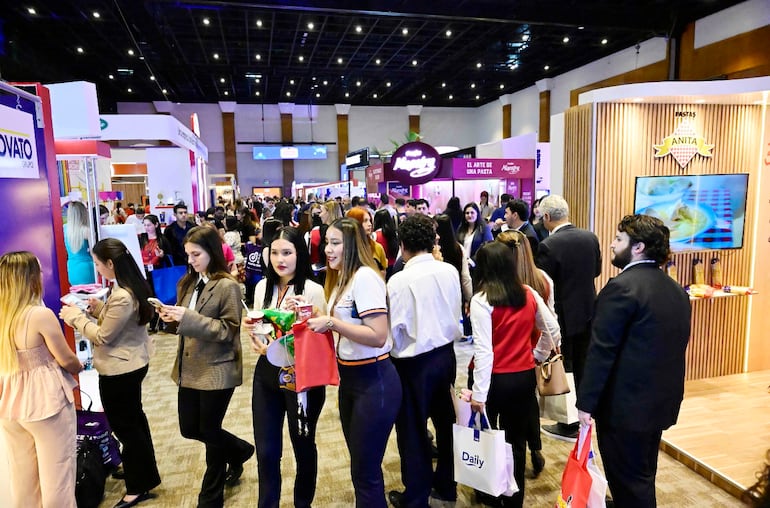 Negocios y nuevas tendencias marcaron  la agenda de la Expo Comampar 2026.