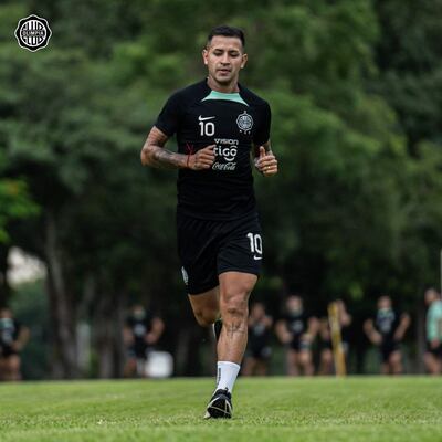 Olimpia canceló a Rubio Ñu la deuda por Derlis.