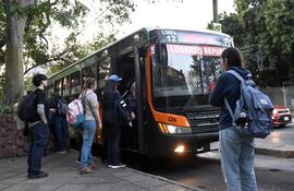 Los choferes del transporte público también piden espacio para participar en el proceso de la reforma del transporte público.