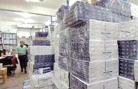 La III Región Sanitaria de Cordillera recibió una importante cantidad de insumos para fortalecer los servicios de salud de la zona.