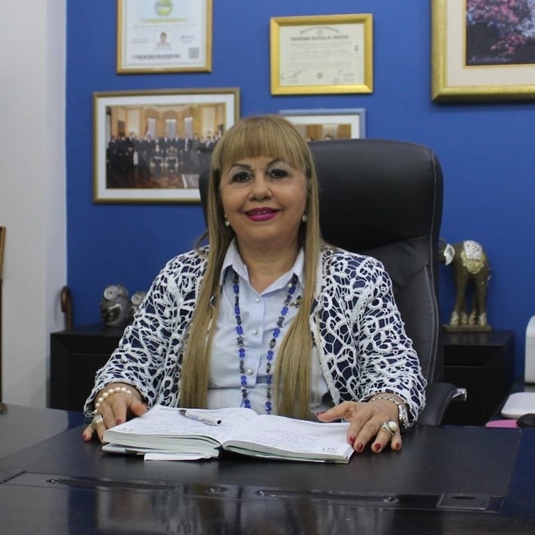 Lic. Alba Talavera, directora de Educación Continua del Colegio de Contadores del Paraguay.