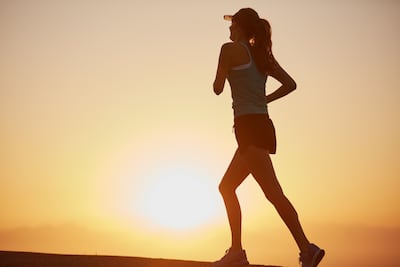 Salir a correr sin desayunar.