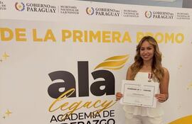 Violeta Fornerón, presidenta de FEUNA, en una actividad de la Secretaría Nacional de la Juventud, a cargo de Salma Agüero.