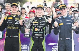 Primer podio del año en la FIA Fórmula 2, con el paraguayo Joshua Duerksen en lo más alto.