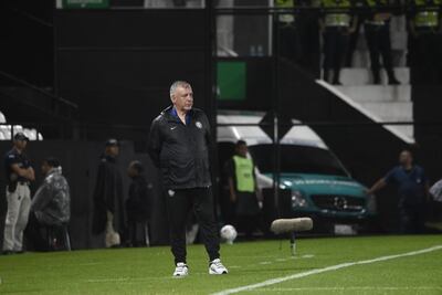 La leyenda, Éver Hugo Almeida (77 años), entrenador de Olimpia.