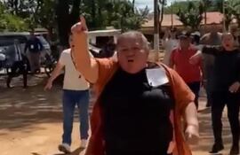 El grupo encabezado por la seccionalera Aida Molinas atacó al grupo de Yo Creo.