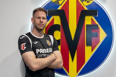 Peter Gulacsi (36 años), futbolista húngaro del Villarreal, víctima de robo a mano armada.