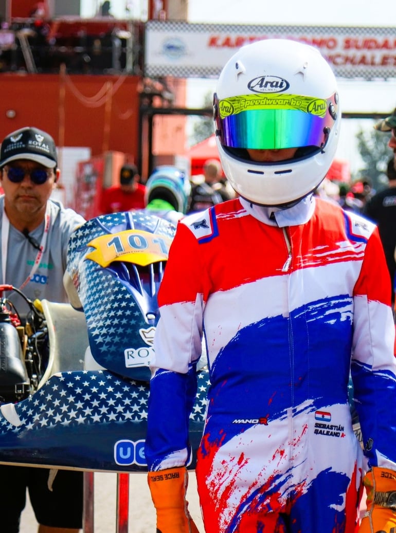 El piloto paraguayo de karting, Sebastián Galeano, dejó bien en alto el nombre de Paraguay en la República Argentina.