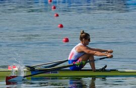La remera paraguaya Alejandra Alonso compite en los cuartos de final de los Juegos Olímpicos 2024.