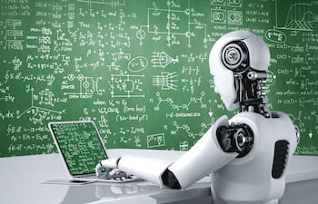 Robot resolviendo ecuaciones, imagen ilustrativa.