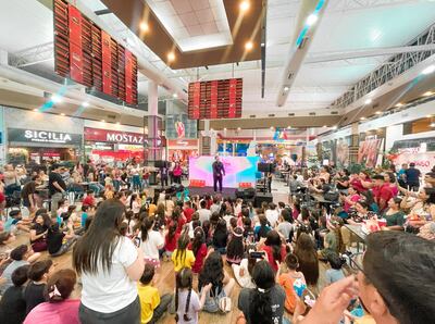 El Shopping Mariano es un punto de encuentro, innovación y progreso, un lugar donde todo converge en un solo lugar.