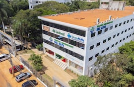 El Hospital Universitario del Este – UNIMED abre sus puertas como un innovador centro que articula educación, investigación y atención médica en Alto Paraná.