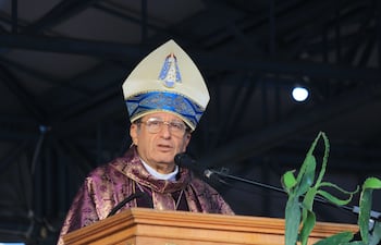 Monseñor Ricardo Valenzuela cuestiona el deseo de poder y afirma que esto está acabando con la nación.