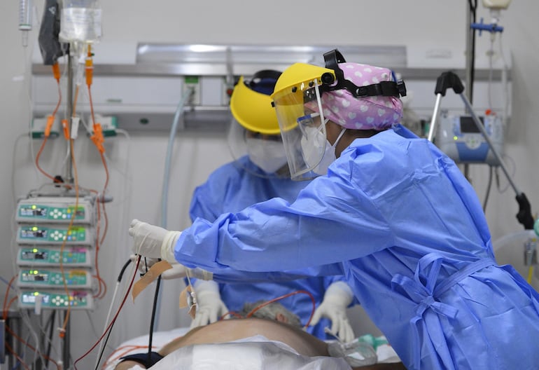 Aguinaldo: el MEF inicia los pagos en Salud y a administrativos