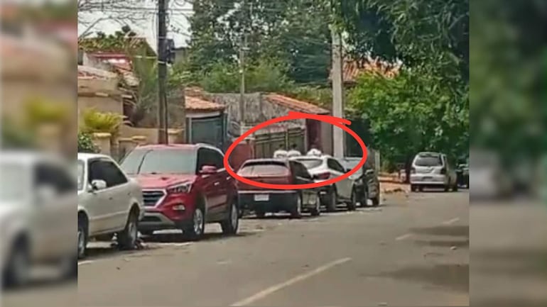 Estudiantes del CNC se desplazan en inmediaciones de los colegios Stella Marys e Ysaty, según denuncia de los padres de la zona.