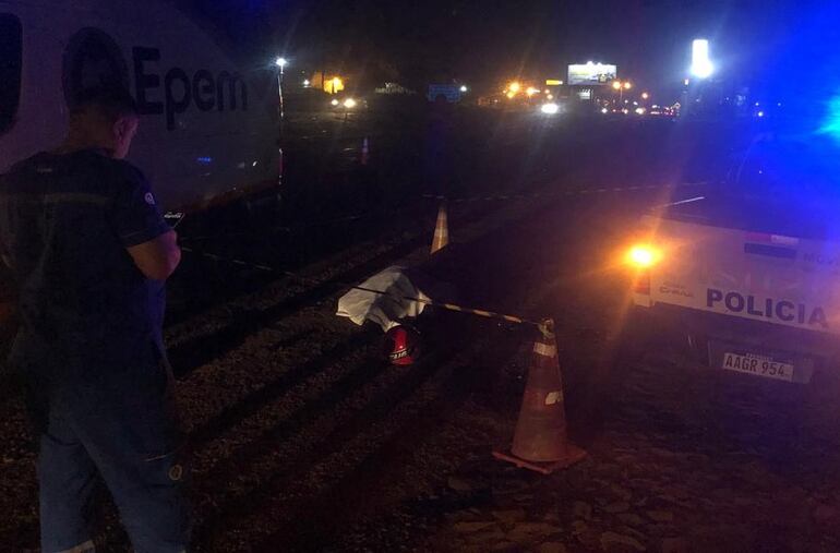 El motociclista murió en el lugar del choque.