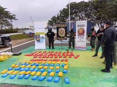 Efectivos de la Prefectura de Zona Pilar y de la Fuerza de Tarea Conjunta Sur (FTC Sur) incautaron casi 100 kilos de marihuana en la zona de Curupayty.