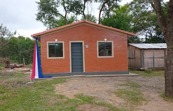 Comunidad indígena Tarumandy'i, ubicada en Luque, exige al gobierno la entrega de las 39 viviendas sociales que les fueron adjudicadas.