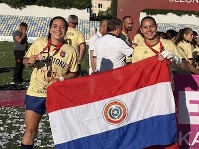 Erika Cartaman y Cristina Recalde se consagraron campeonas de la Kategoria Superiore Femra, la máxima categoría del fútbol femenino de Albania