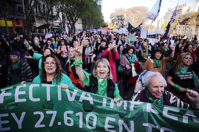 Marea verde marchó por la legalización del aborto en Argentina.