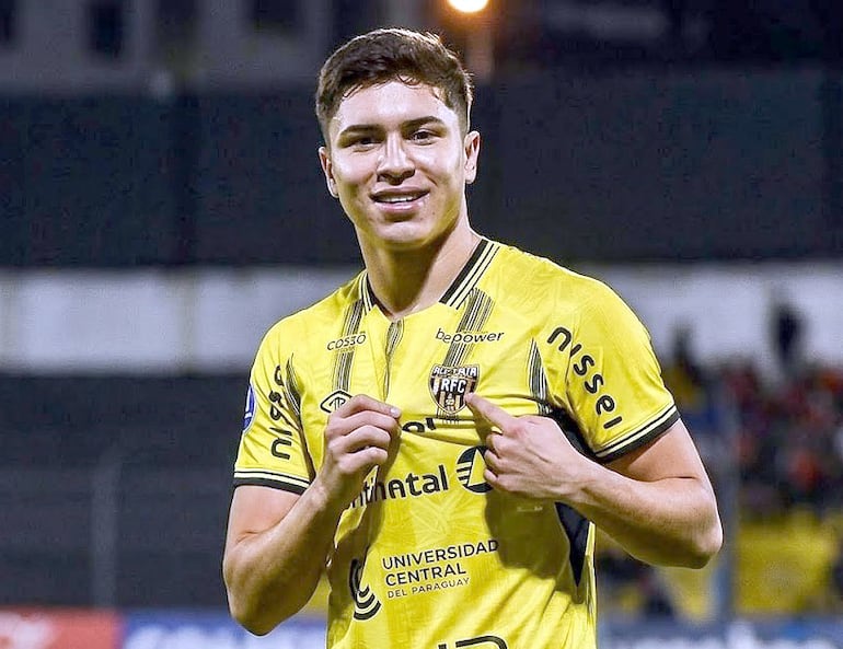 Pedro David Ríos Galeano (22 años), lateral-volante izquierdo del Recoleta FC.