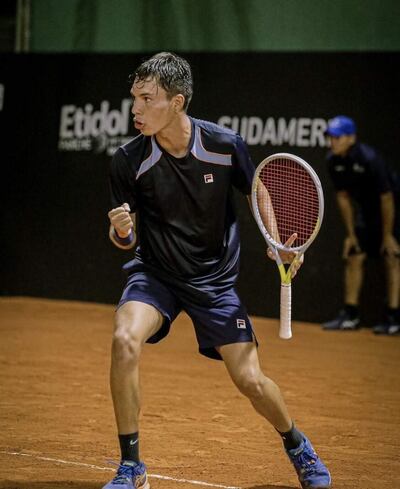 Thiago Drozdowski, en cuartos tanto en singles como en dobles.