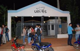 Sede de la Universidad Nacional de Villarrica del Espíritu Santo (UNVES)