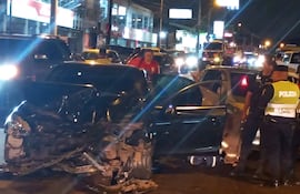 Cuatro vehículos se vieron involucrados en un accidente de tránsito registrado sobre la ruta PY01, en Ñemby