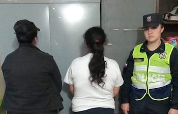 Dos cocineras del programa hambre cero fueron detenidas por el hurto de alimentos.
