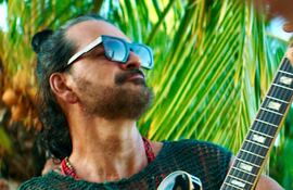 "Las sonrisas de las fotos son de verdad, son de alegría y celebración", expresó Ricardo Arjona.