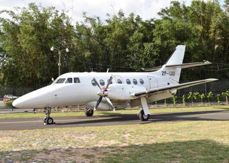 Uno de los aviones usados por el actual vicepresidente Pedro Alliana para sus viajes en campaña proselitista.