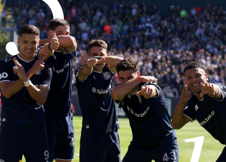 Paraguayos Arce y Armoa anotan en el clásico mendocino