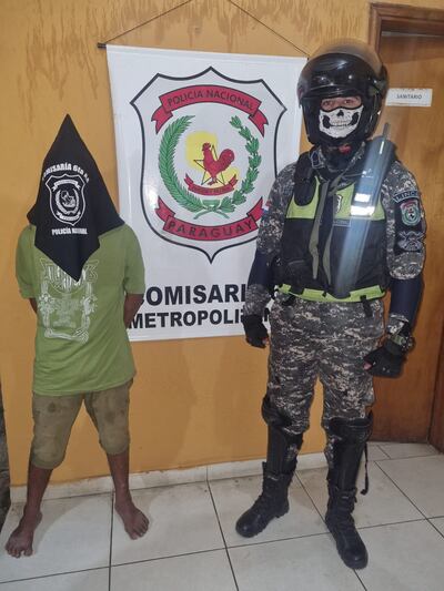 Detienen a joven por robar celular mientras violaba arresto domiciliario