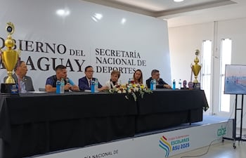 Presentación oficial de la Marató Internacional de Asunción que reunirá a 5000 corredores en la 17ª edición.