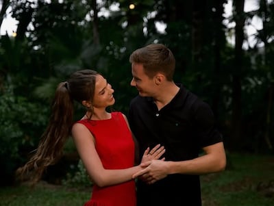 ¡Bella parejita enamorada! Anneke Rahn y Joshua Duerksen.