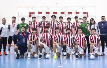 Los juveniles se consagraron monarcas de la región en el Trophy de balonmano de Lima.