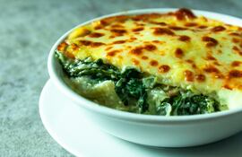 Lasaña con espinacas.