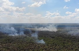 Toma aérea del incendio en Villa Hayes.