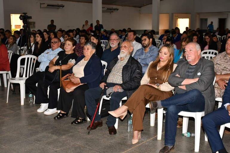 Familiares de víctimas de la dictadura stronista participaron del acto realizado este viernes en Santa Rosa, Misiones.