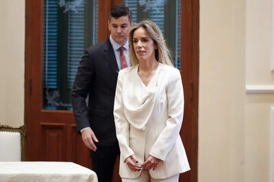 La primera dama, Leticia Ocampos, y el presidente Santiago Peña, en una foto captada la semana pasada. 