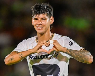 Robert Osmar Morales Benítez (27 años), en el festejo de su gol para Pumas de la UNAM.